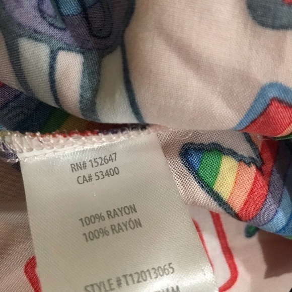 Trinity collective Sz S buttoned down short sleeve shirt NWT Rainbow graphic - Picture 4 of 4